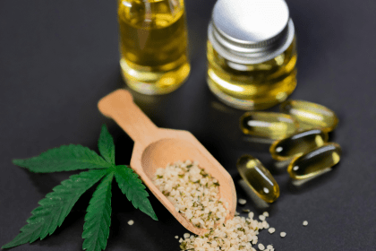 huile de CBD efficace, feuille de canabis, gelule.